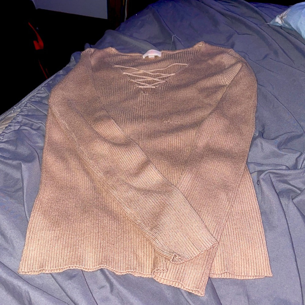 Long Sleeve Ambiance Tan Sweater Size Medium
